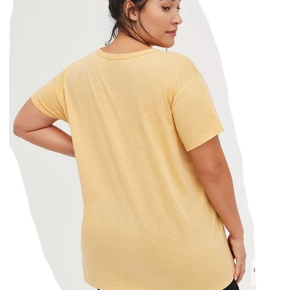 LAST CHANCE SALE☆NWT~TORRID AC/DC Rock Band Choker Cutout Tee~Plus Size 0X~SALE~ - Picture 3 of 10